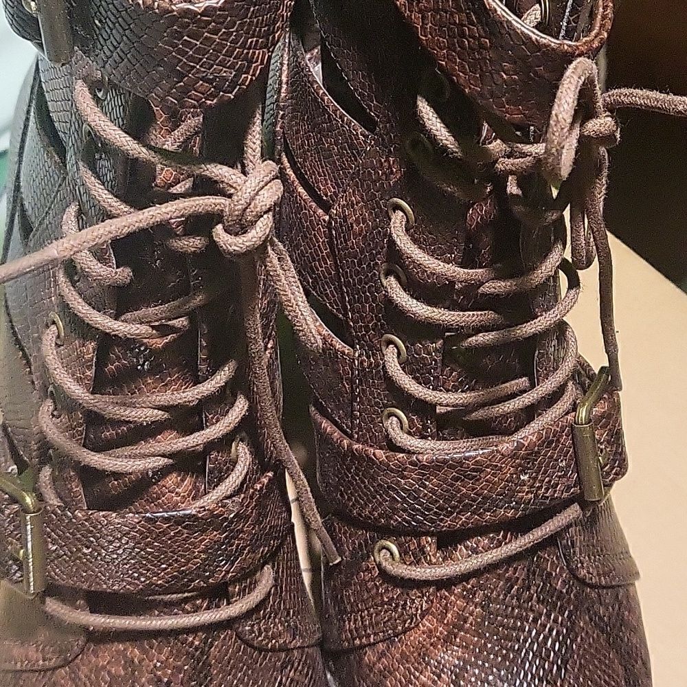 Brown croc booties  - Picture 4 of 5